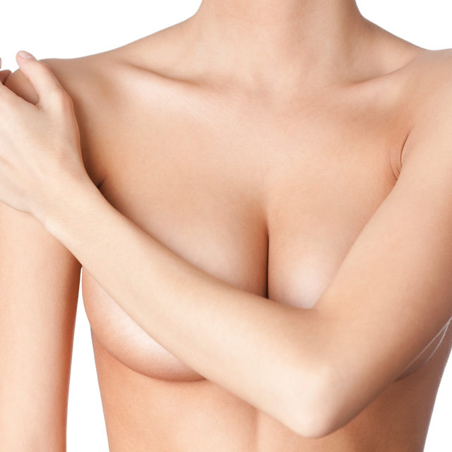 Poitrine femme (Istock)