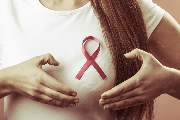 Cancer du sein, octobre rose (Istock)